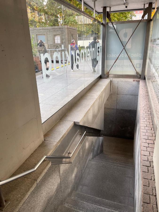 Plac Wolnosci 6 Contactless Check-In 24H Poznań Kültér fotó