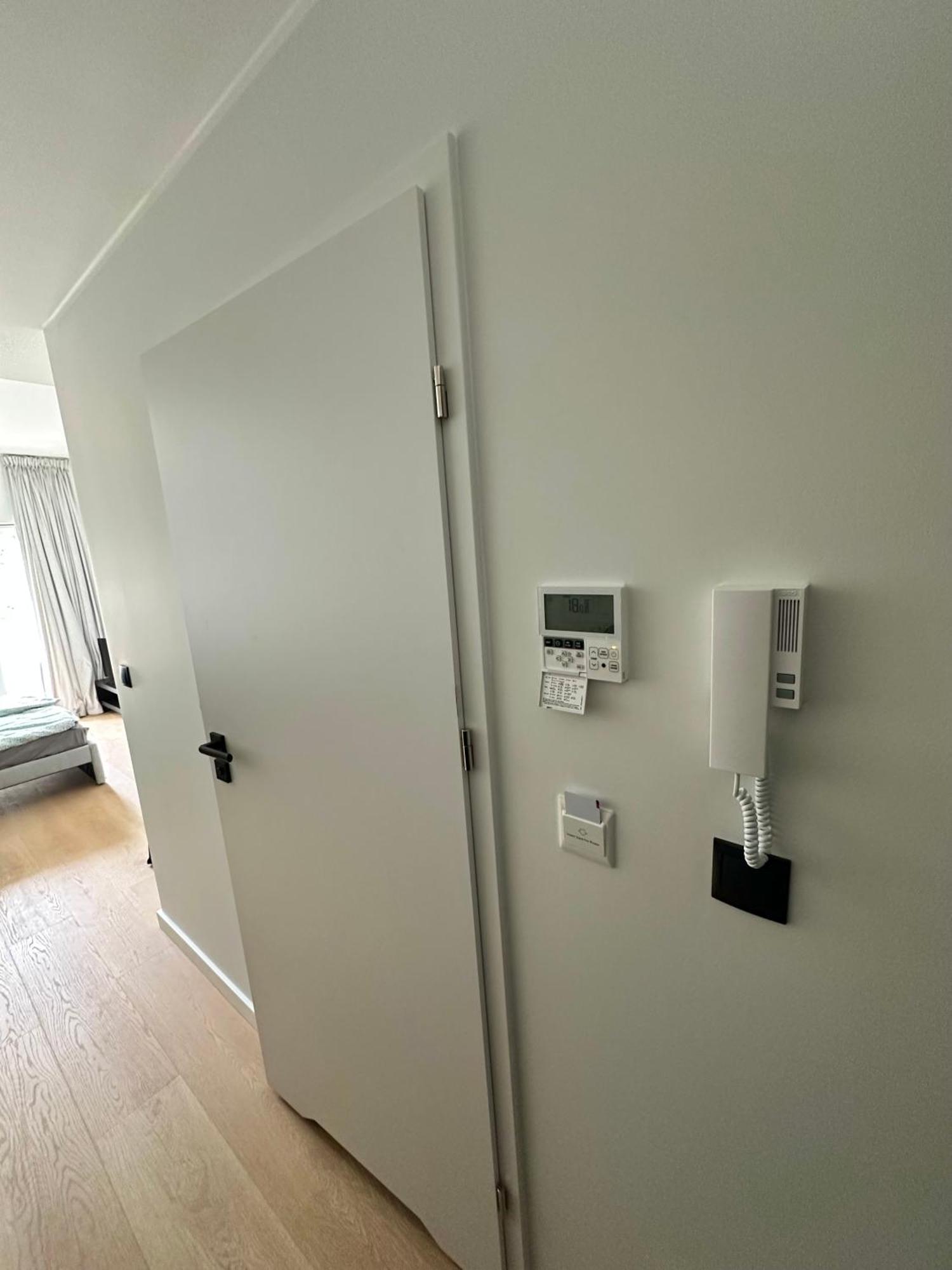 Plac Wolnosci 6 Contactless Check-In 24H Poznań Kültér fotó